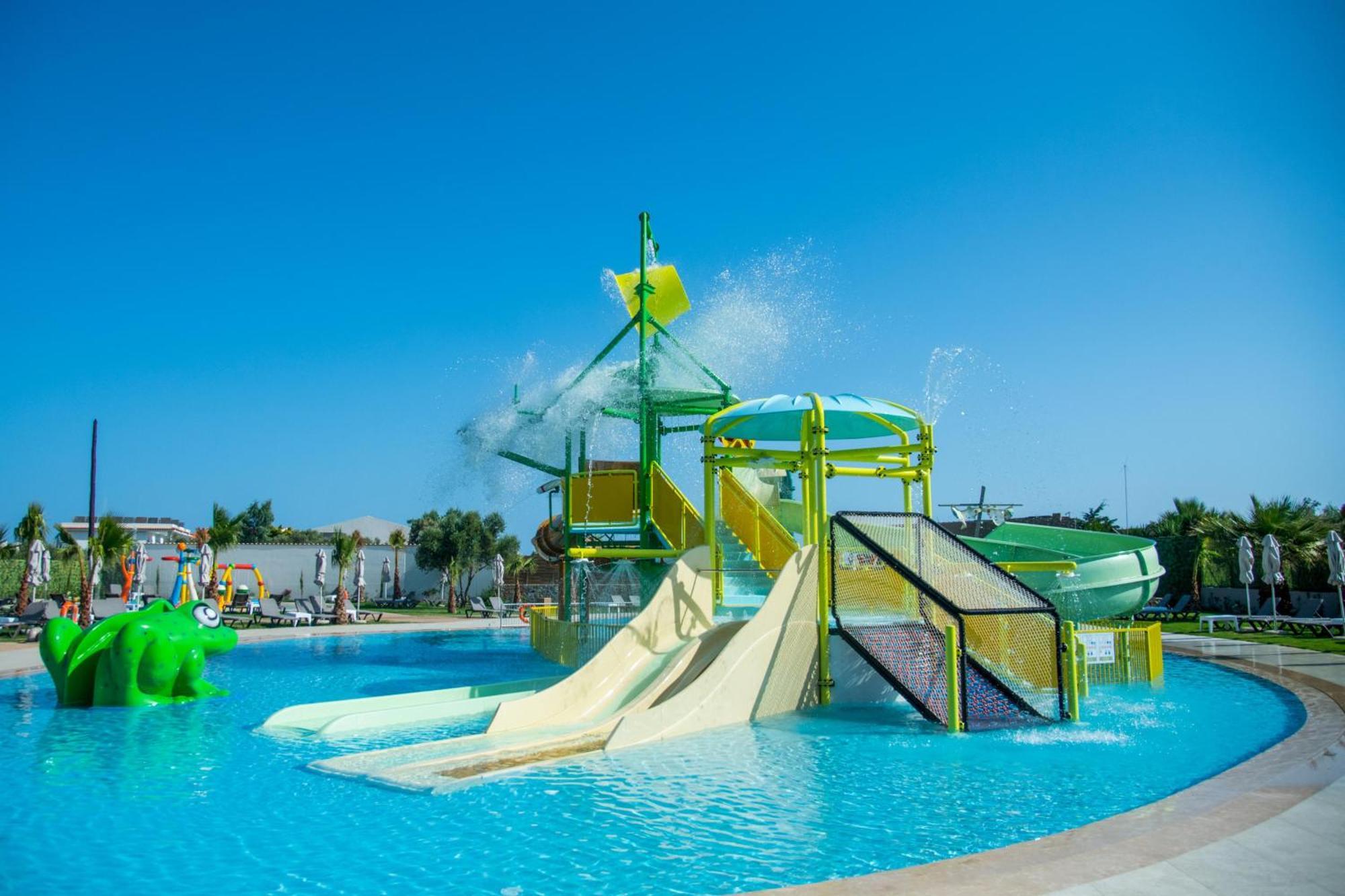 Senseana Sea Side Resort & Aquadventure アナイプスィ エクステリア 写真